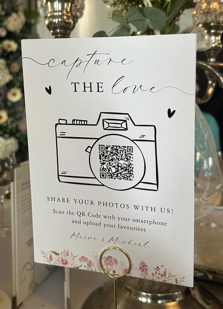 QR code for digital guestbook application